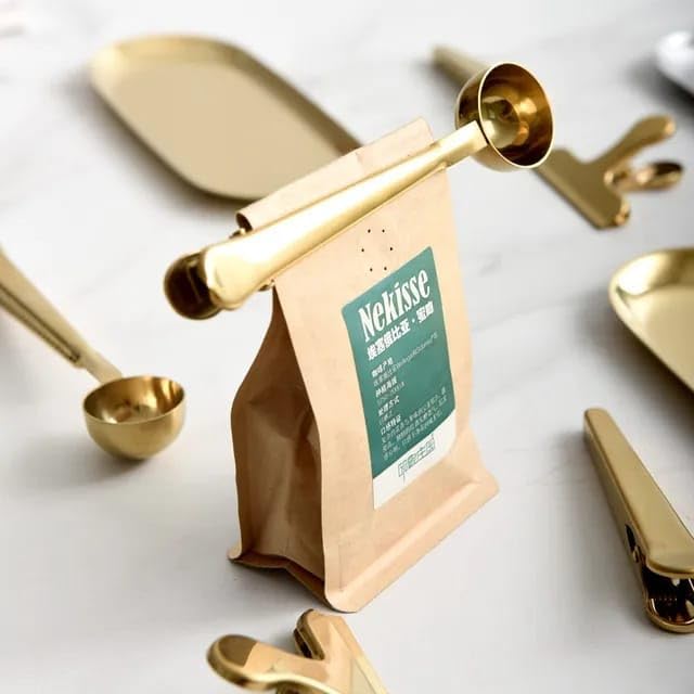 Liying Coffee Scoop Clip Stainless Steel Tablespoon Coffee Spoon With long handle Multifunction Sealing Bag Clip For Tea, Coffee, Protein Powder, Instant Drinks (Gold)
