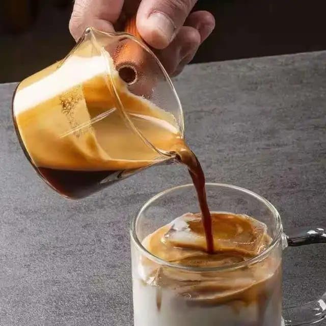 Liying 2Pcs Espresso Measuring Cup and Espresso Shot Glass with Wooden Handle and Double Spouts as Espresso Accessories for Coffee Milk Honey