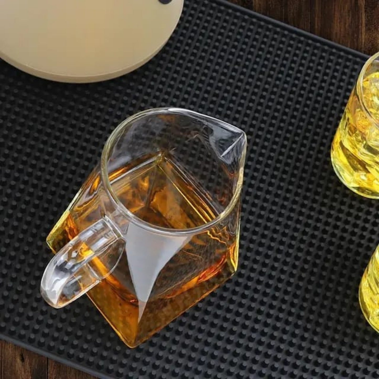 Liying 1Pcs Premium Coffee Bar Mat 60x30cm Absorbent Non-Slip Silicone for Coffee Makers Espresso Machines Countertops Black and Brown coffee accessories