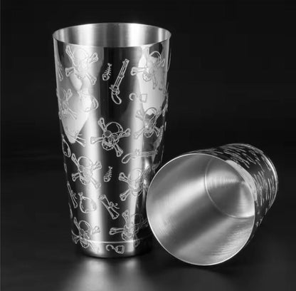 Liying Stainless Steel Boston Cocktail Shaker 750ml Drink Mixer with Built in Strainer for Mixing Drinks Margaritas Sceltons Deisgn Silver Barware Tool