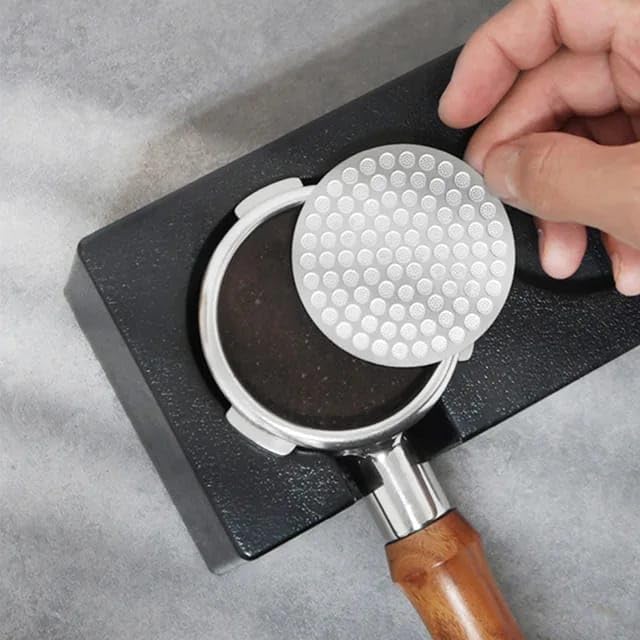 Liying 53mm Bottomless Wooden Handle Portafilter - Authentic Italian Portafilter with one pair Puck Screen with holder