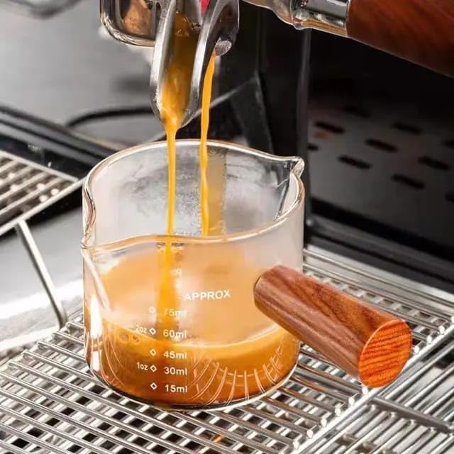 Liying 2Pcs Espresso Measuring Cup and Espresso Shot Glass with Wooden Handle and Double Spouts as Espresso Accessories for Coffee Milk Honey