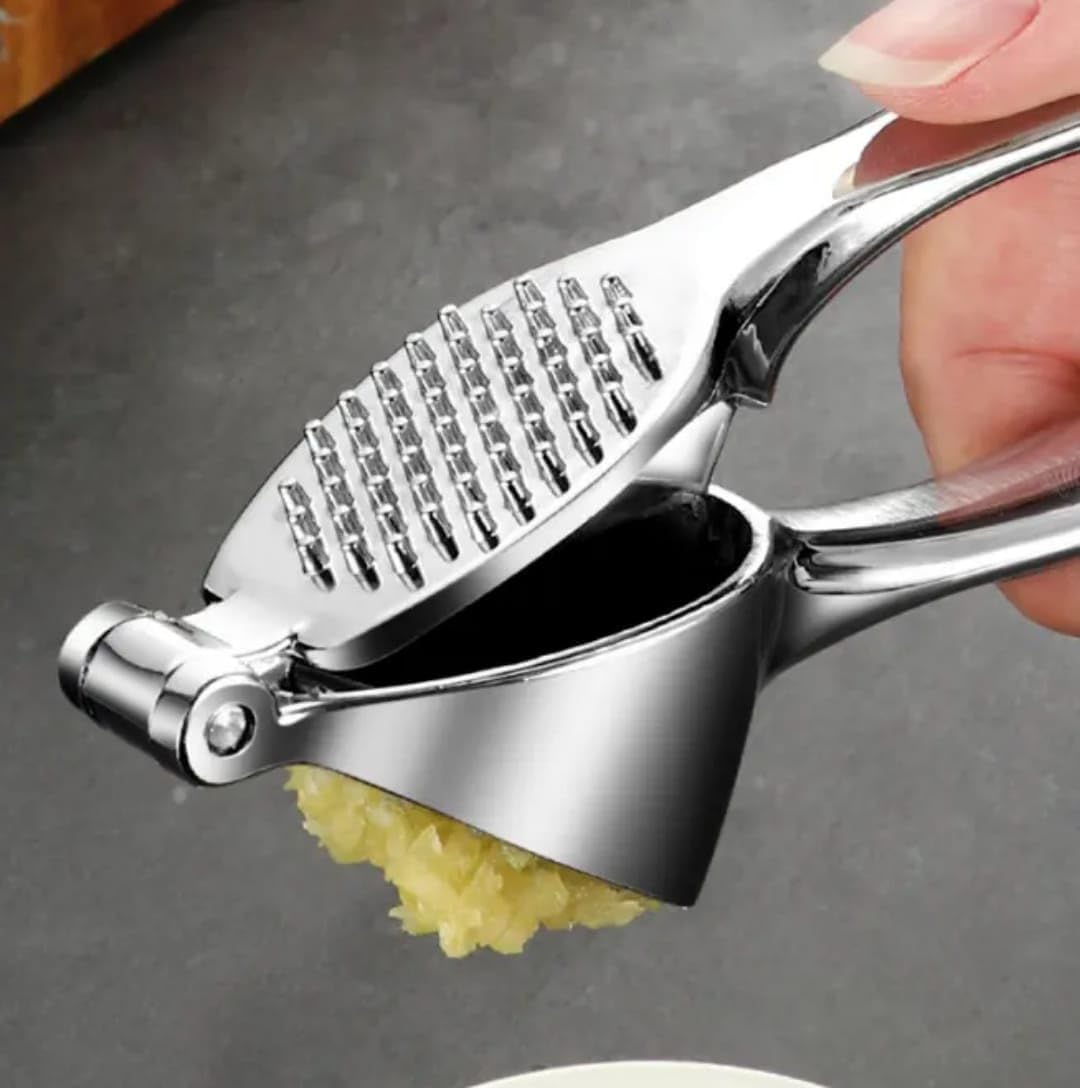 Liying 1Pcs High Effective Garlic Press With Studs, Heavy Duty Garlic Mincer, Easy to Squeeze and Clean, Rust Proof & Dishwasher Safe, Ginger Crusher- Imperial Silver #1