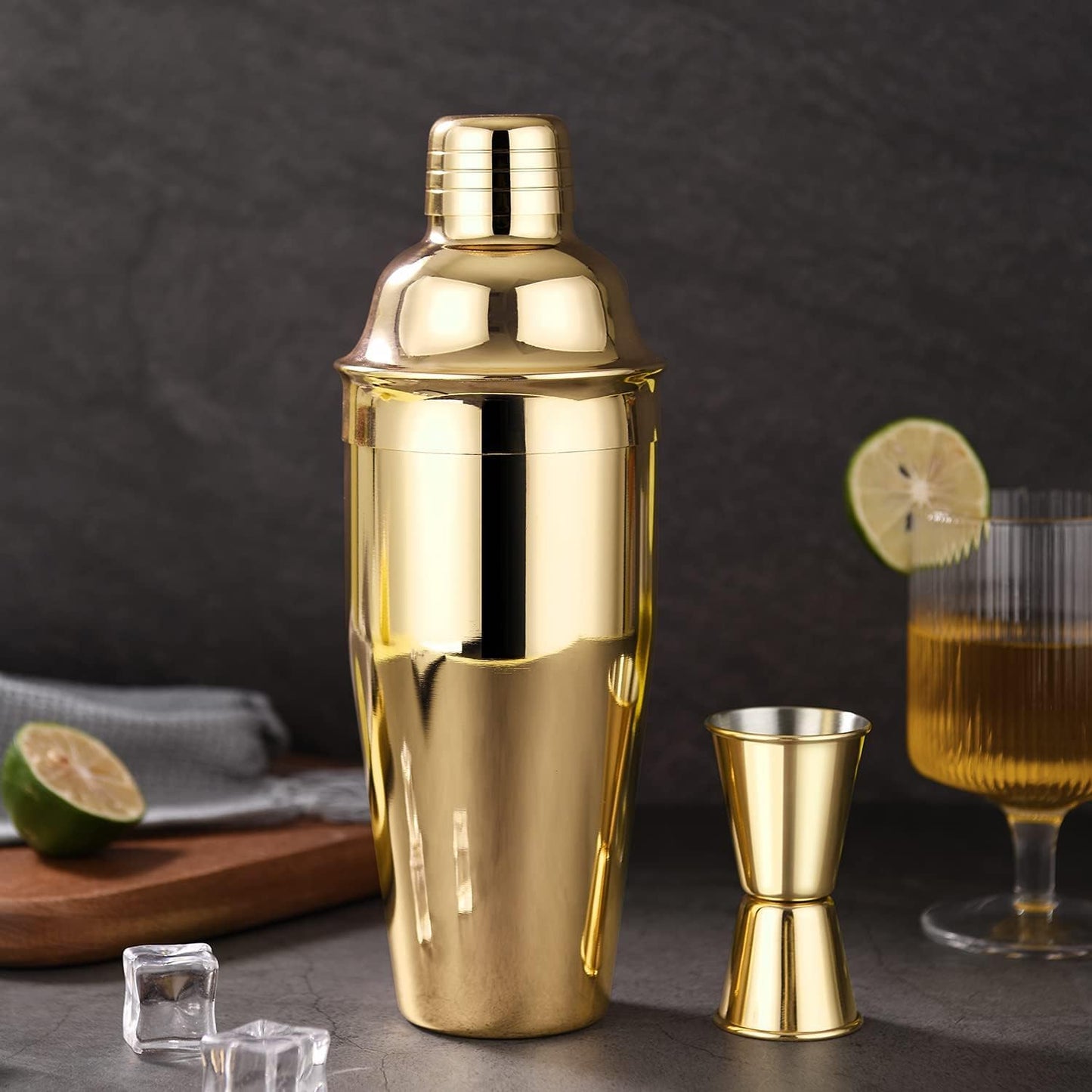Liying Stainless Steel Cocktail Shaker 500ml, Drink Mixer with Built-in Strainer for Mixing Drinks Margaritas (Gold)